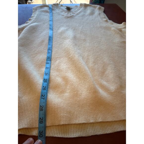 Vintage L.L. Bean Lambswool Cashmere Sweater Vest Pale Yellow XL Tall - Picture 4 of 8
